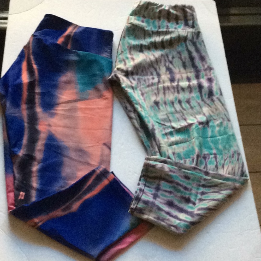 Bundle Onzie Capri leggings S/M